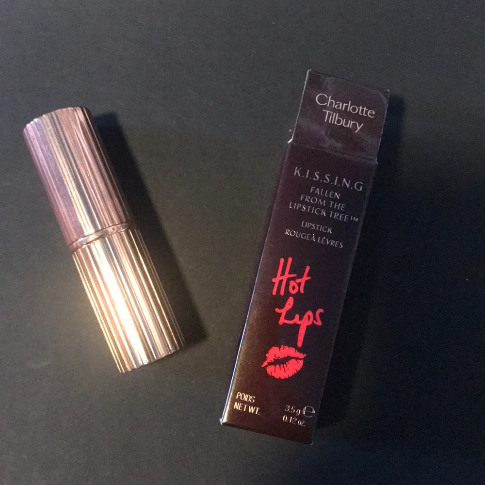 Charlotte Tilbury K.I.S.S.I.N.G lipstick (KIM KW)